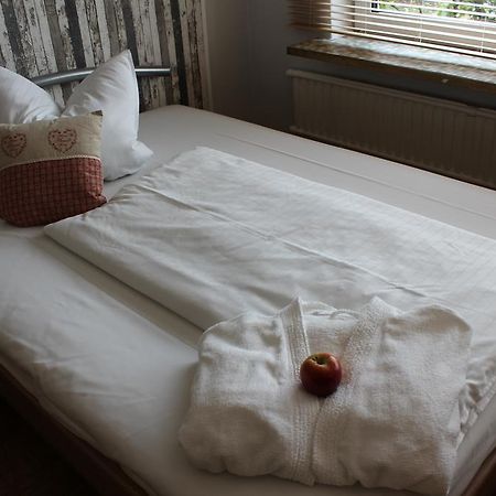 Gaestehaus Lodge Fockbek Værelse billede